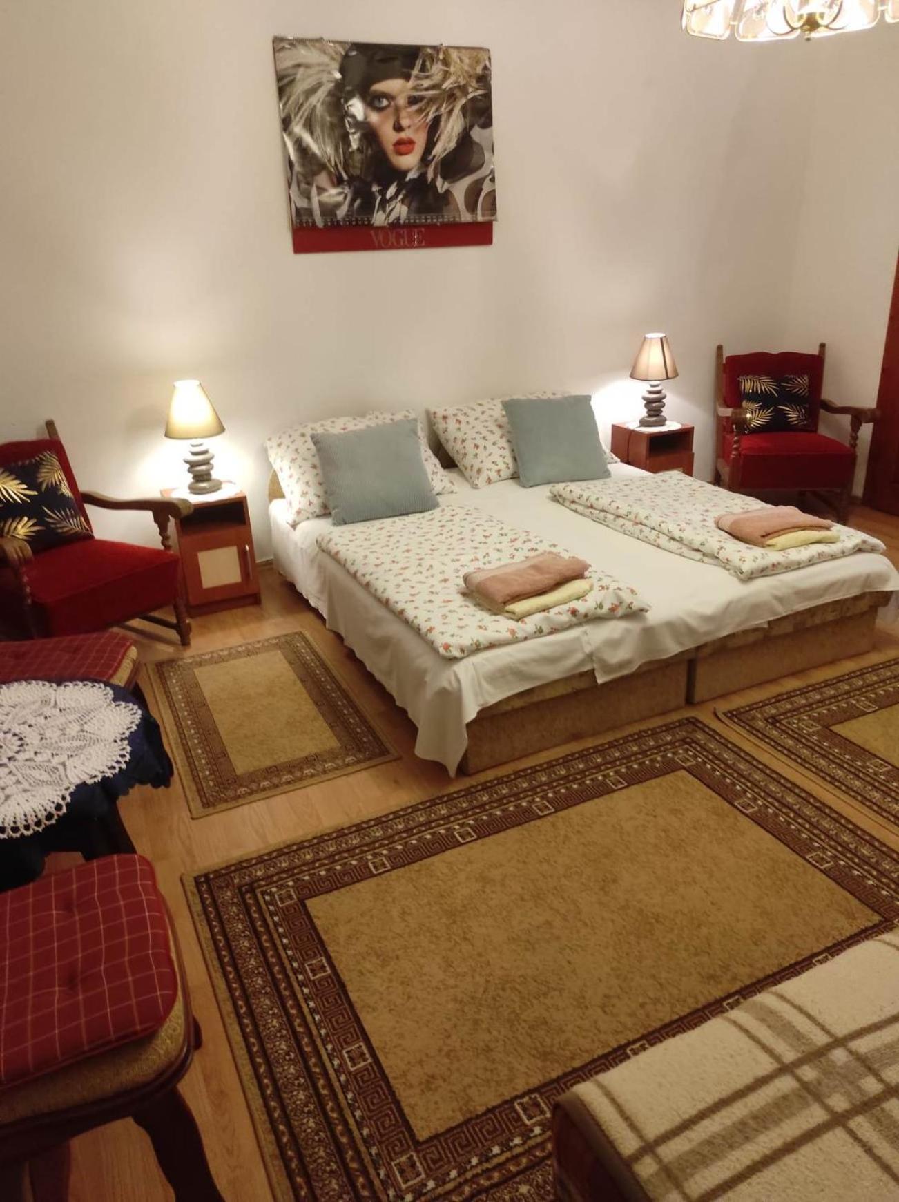 Csukavoelgyi Apartman Visegrád Exterior foto